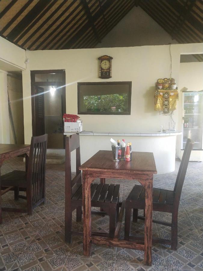 Warung Santa Fe&Bungalows Amed Exterior foto