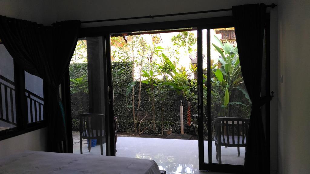 Warung Santa Fe&Bungalows Amed Exterior foto