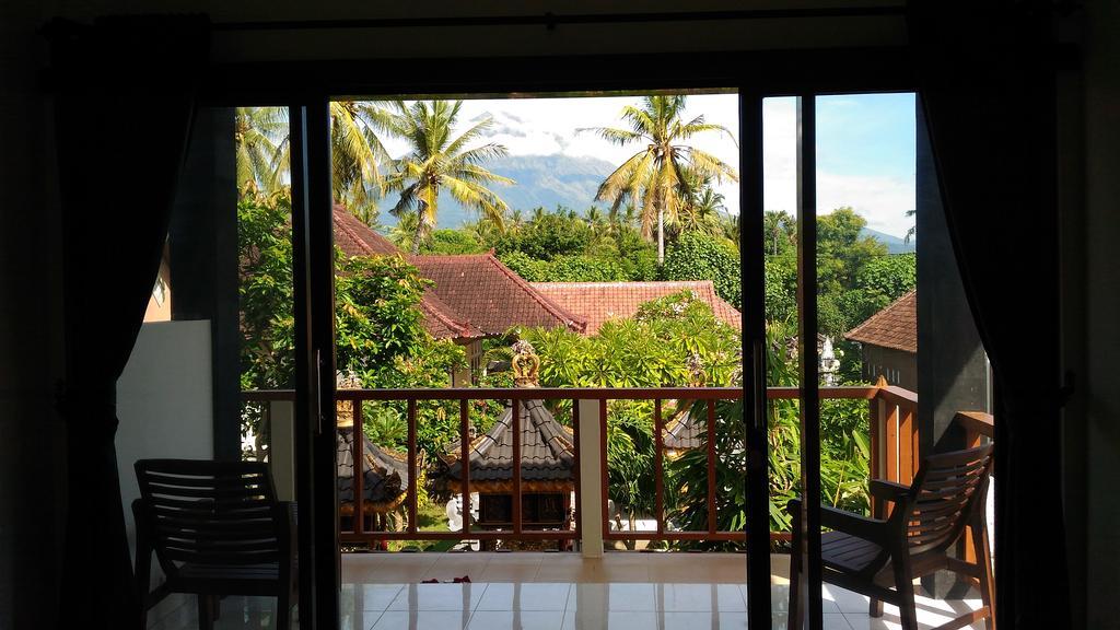 Warung Santa Fe&Bungalows Amed Exterior foto